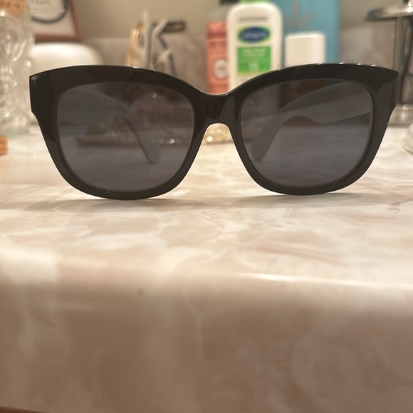 NWOT Kate Spade Sunglasses - Picture 2 of 5